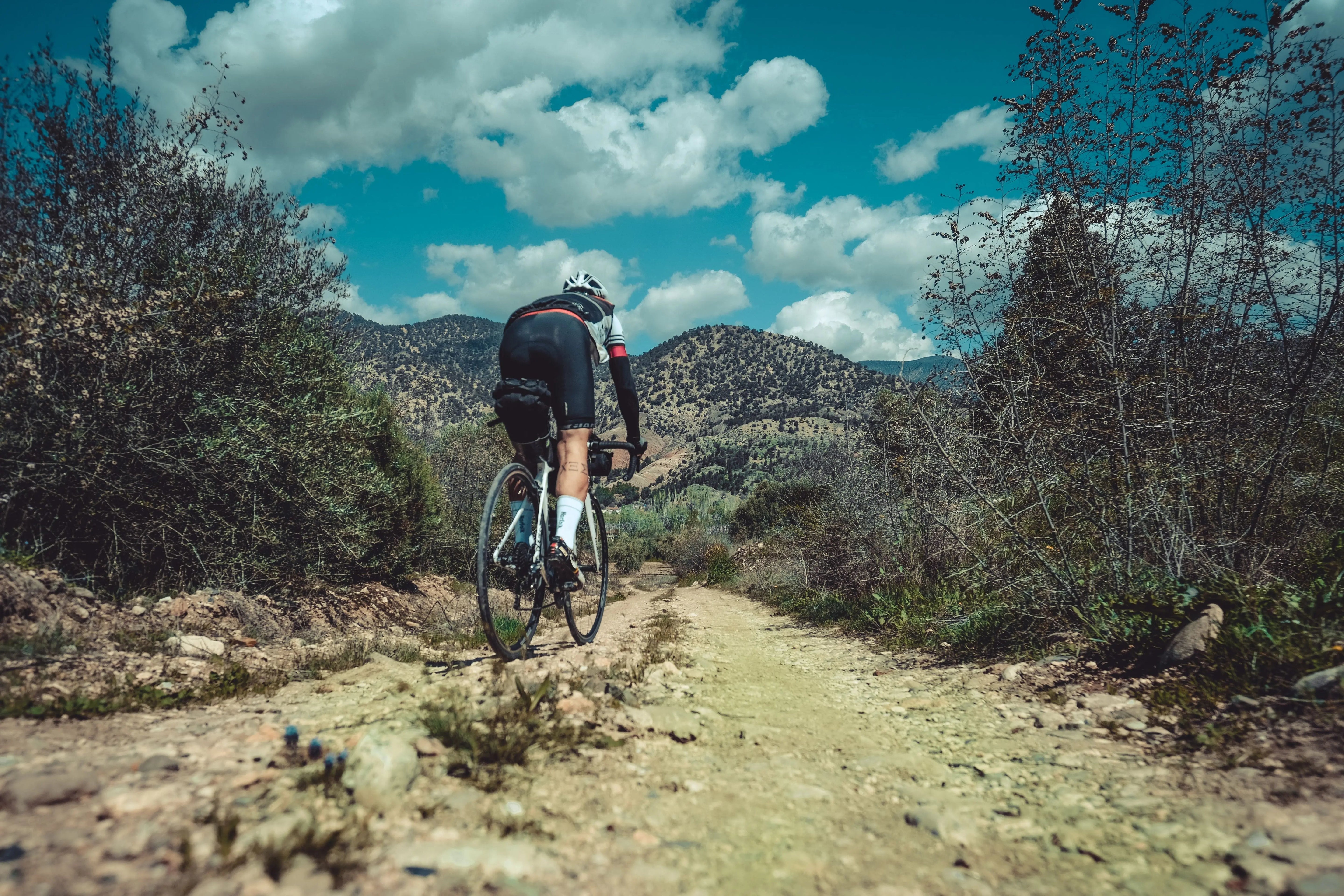 Road or Gravel: The Line Has Moved Ikuista