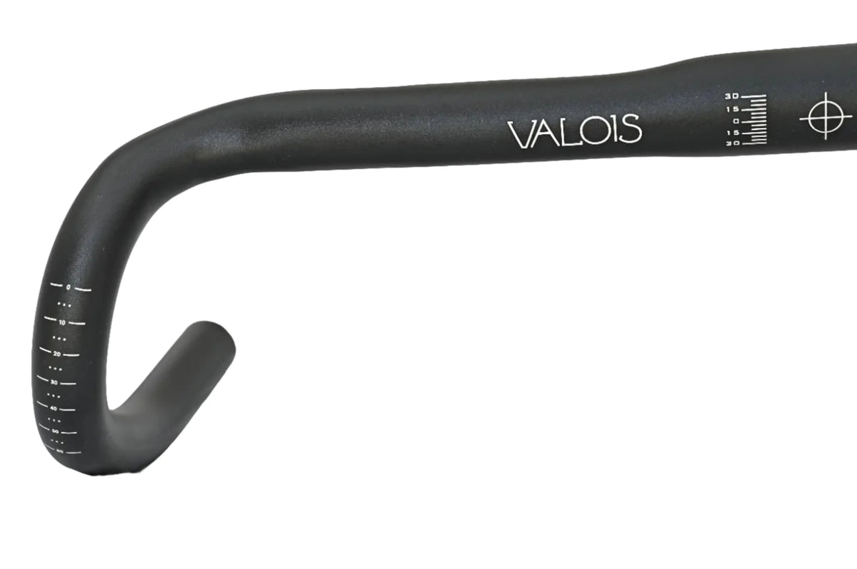Valois Aˣ HBRD handlebar from the side, showing the flattened aero top and shallow drop